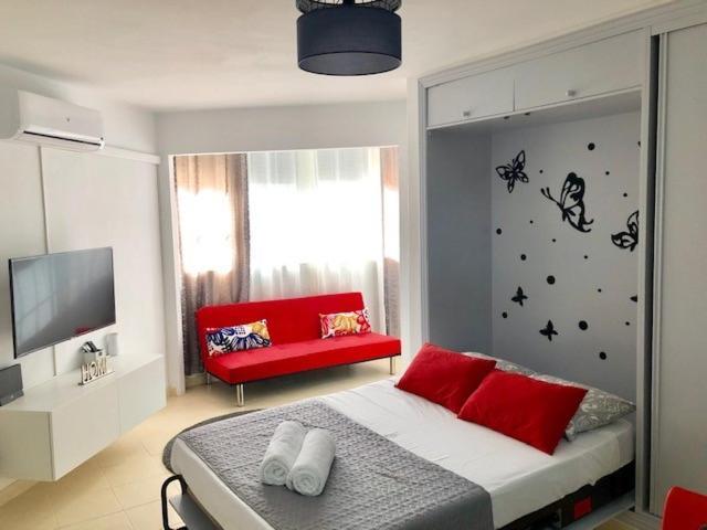 Studio In The Center Of Torremolinos Apartment Ngoại thất bức ảnh