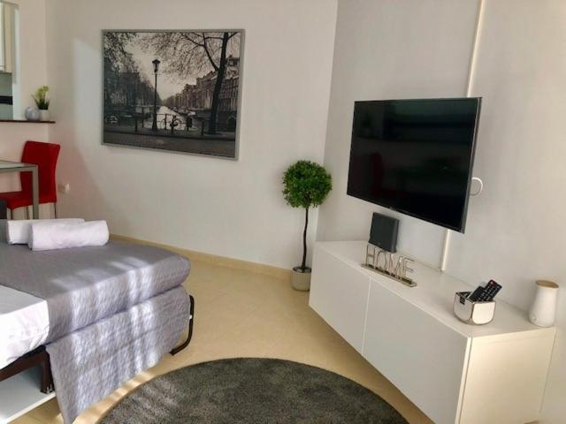 Studio In The Center Of Torremolinos Apartment Ngoại thất bức ảnh